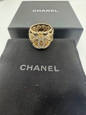 "STUNNING" RARE CHANEL RING.